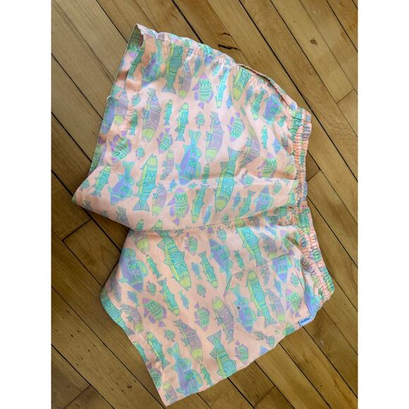 Chubbies corral orange fish print swim trunks - Picture 6 of 6